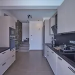 Ramus Paros * Isterni (Paros)